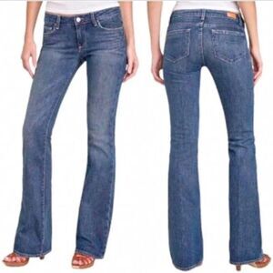 Paige Hollywood Hills Blue Light-Med Wash Lower Rise Flared Bootcut Jeans Sz 31